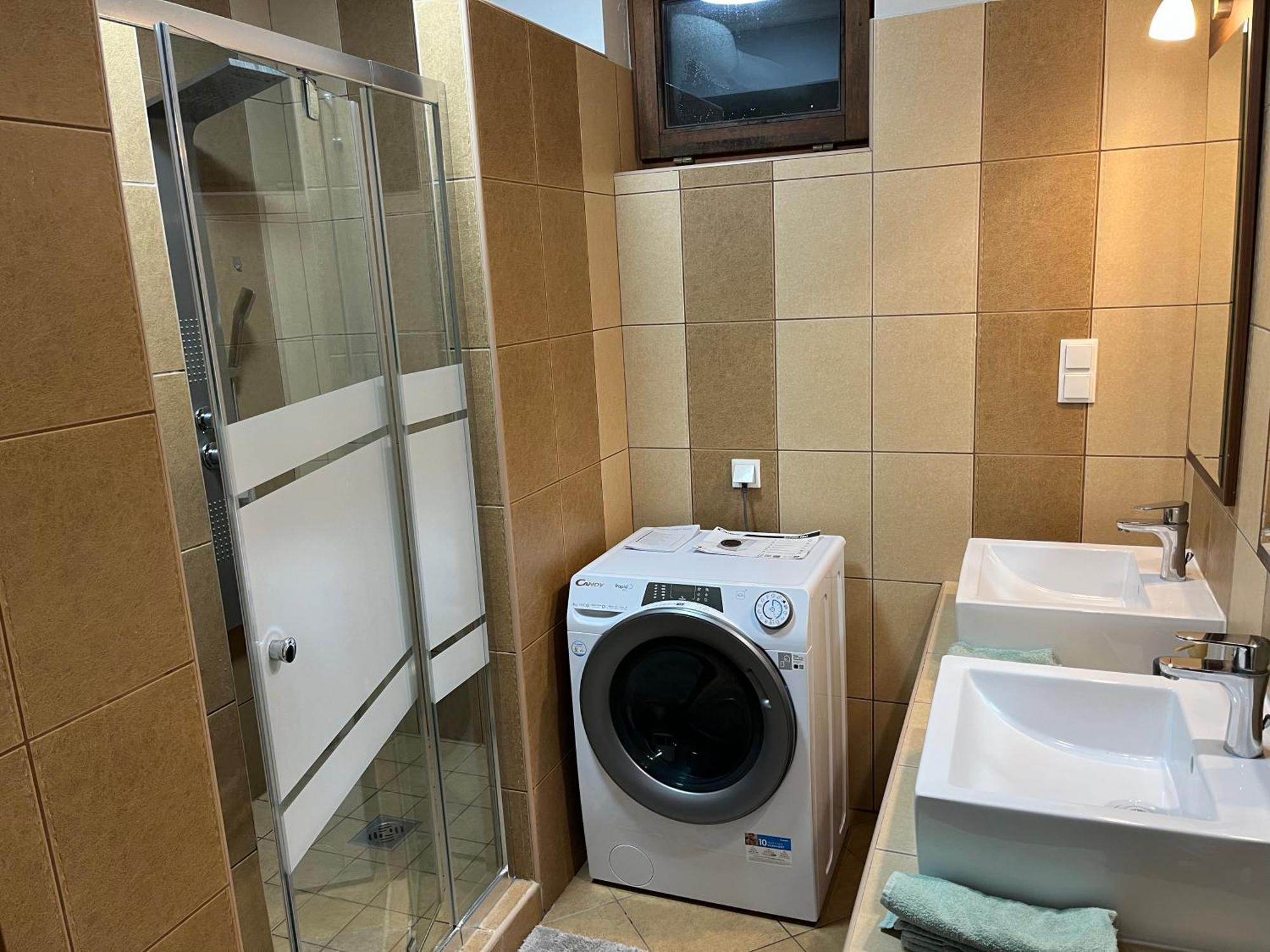 Brookforest Family Apartman Hajdúszoboszló Екстериор снимка